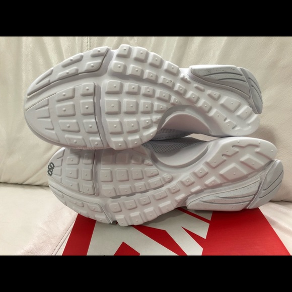 Nike Presto Fly White Size 8 New - Picture 5 of 6